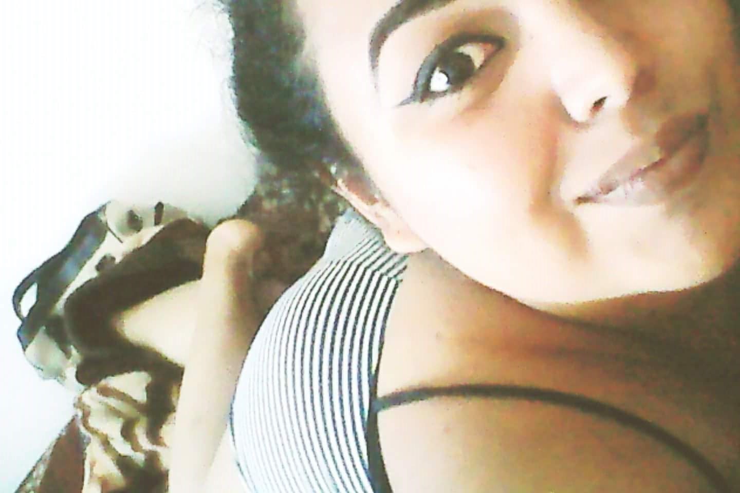 Una gordita tetona clásico bien cachonda