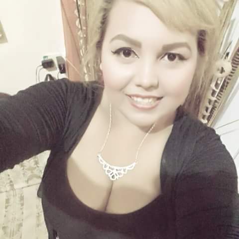 Una gordita tetona clásico bien cachonda