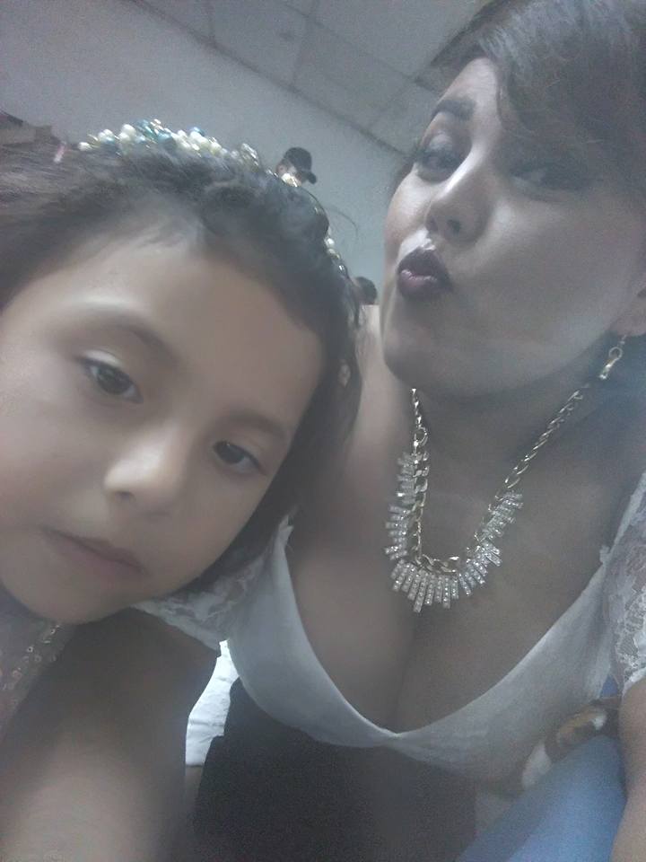 Una gordita tetona clásico bien cachonda