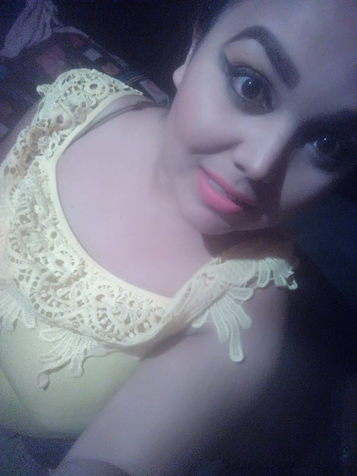 Una gordita tetona clásico bien cachonda