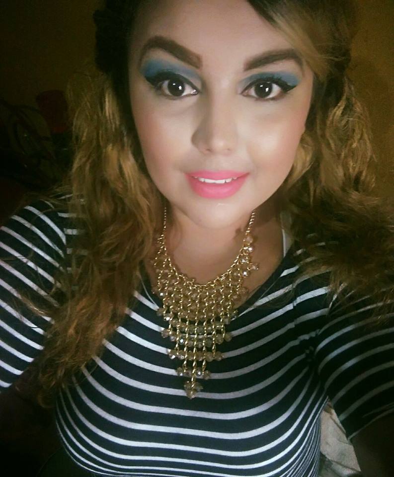 Una gordita tetona clásico bien cachonda