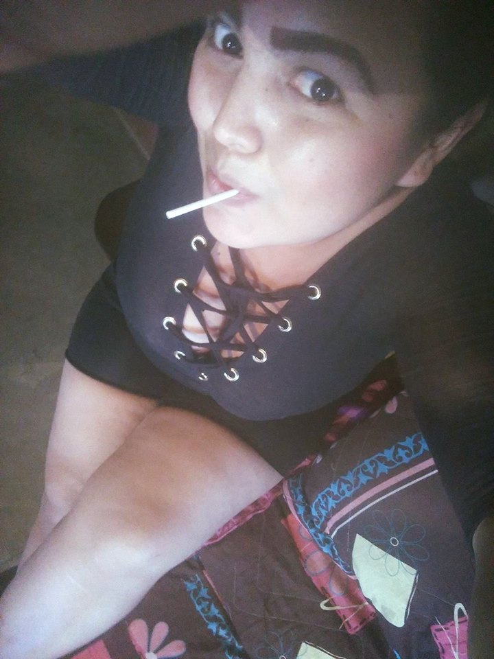 Una gordita tetona clásico bien cachonda