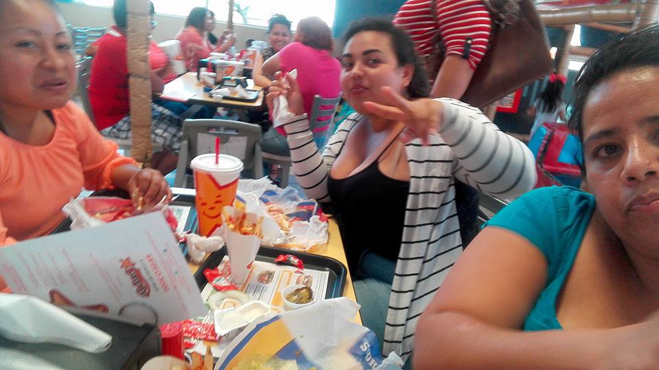 Una gordita tetona clásico bien cachonda