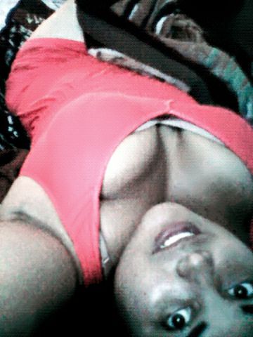 Una gordita tetona clásico bien cachonda