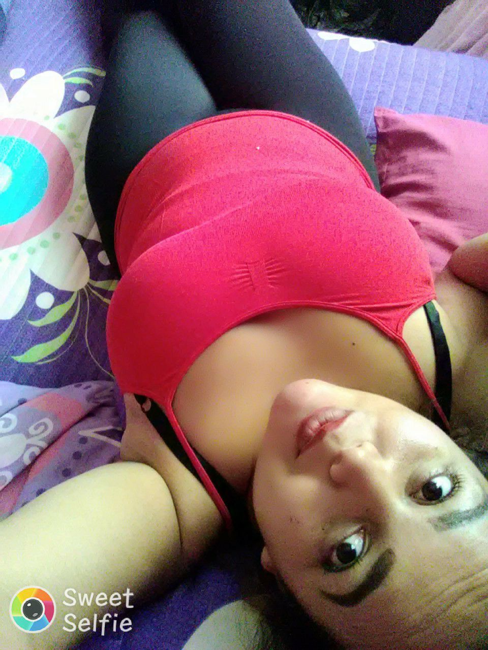 Una gordita tetona clásico bien cachonda