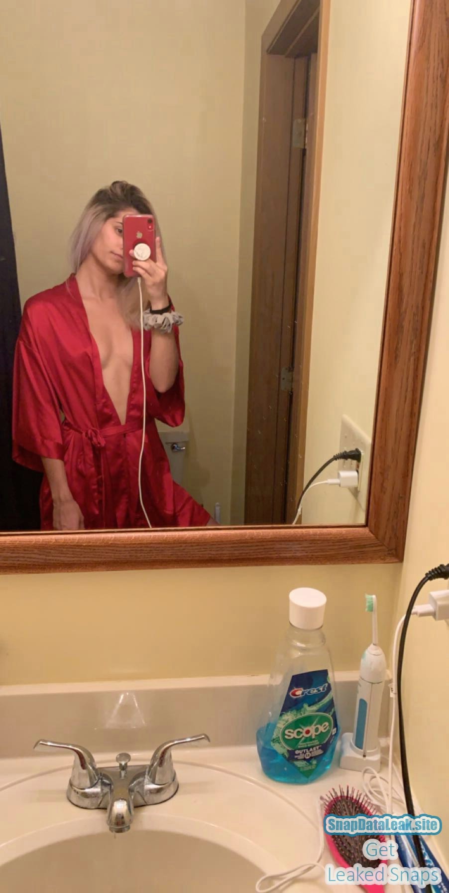 petite snapchat hoe lekaed