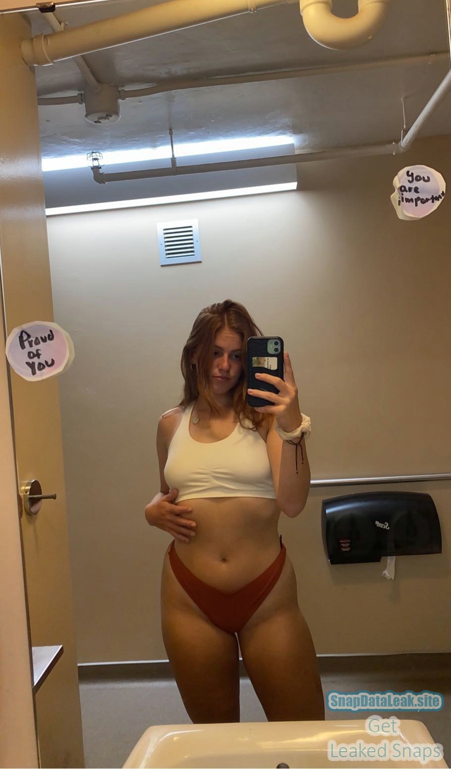 Barley Legal Red Headed Teen Exposed