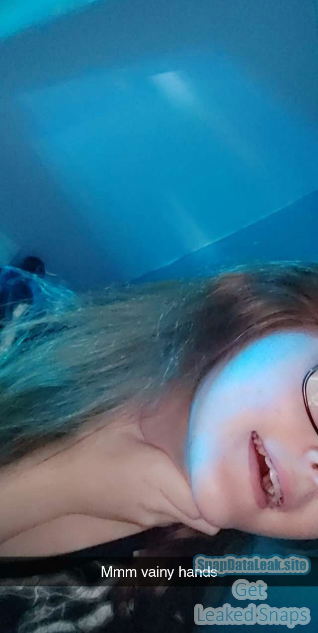 Teen Slut snap leaks