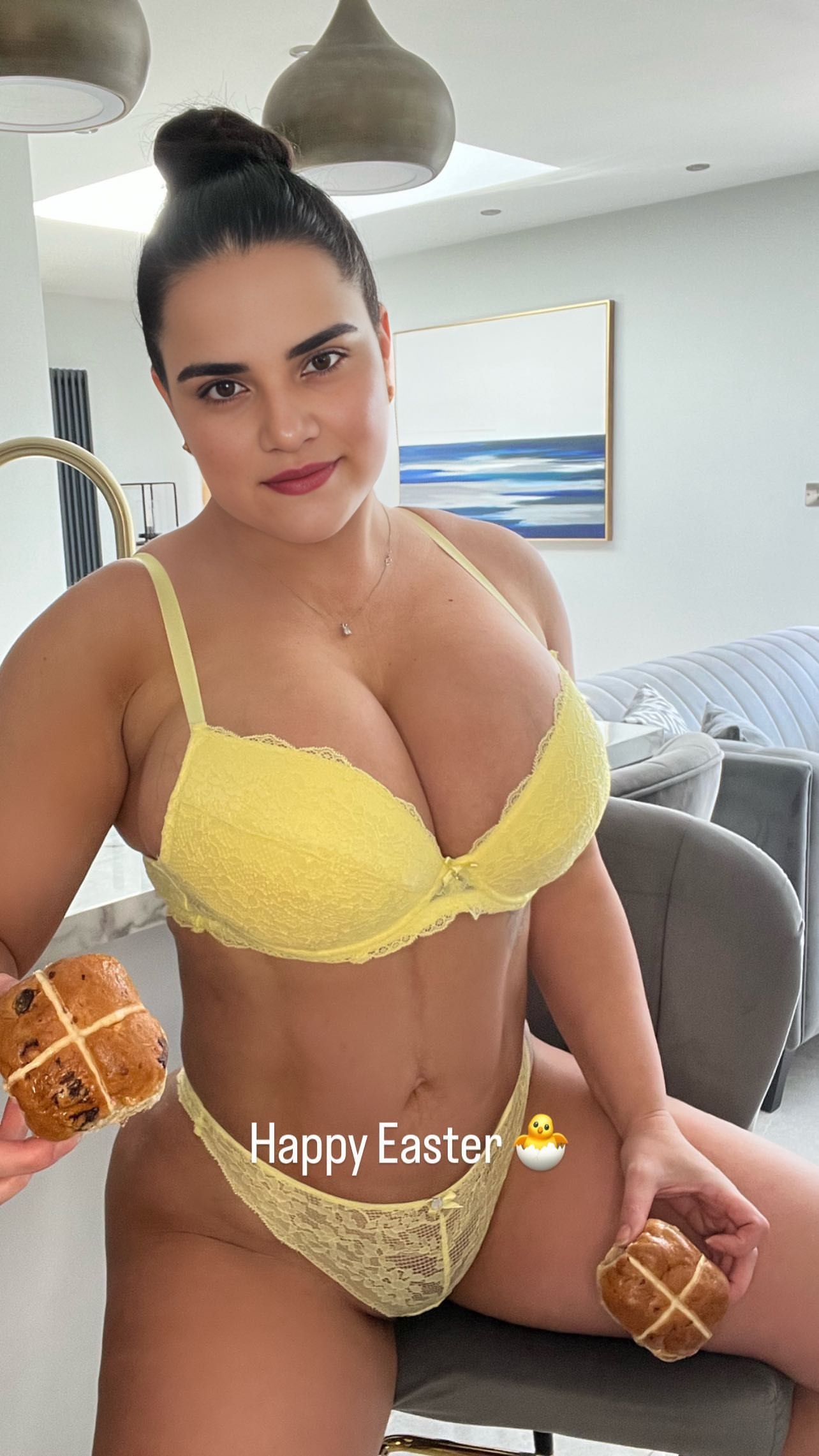 Amarjeet NRI Desi Indian bhabi show her Boobs