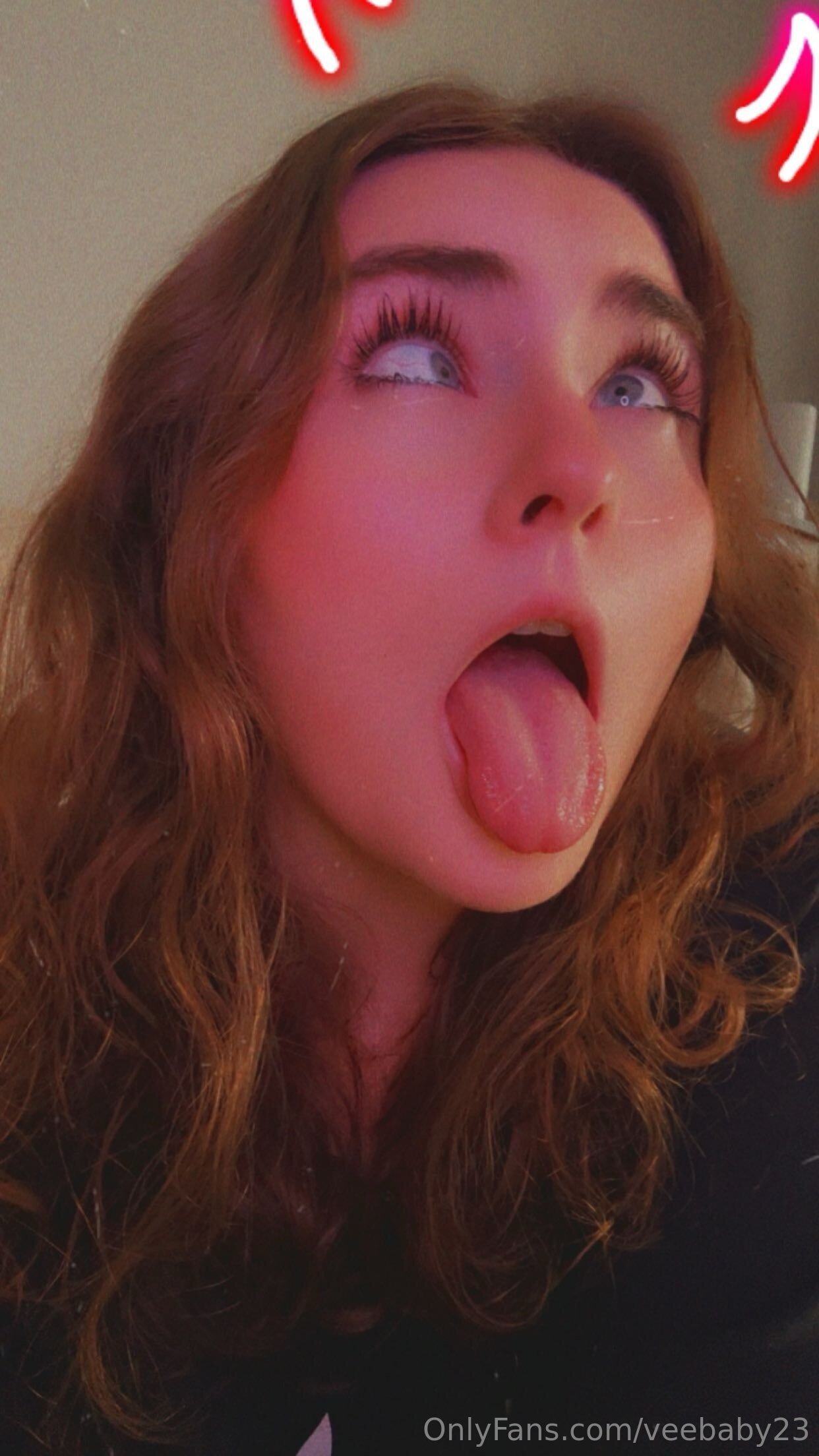 Cute slut with huge ass and tits