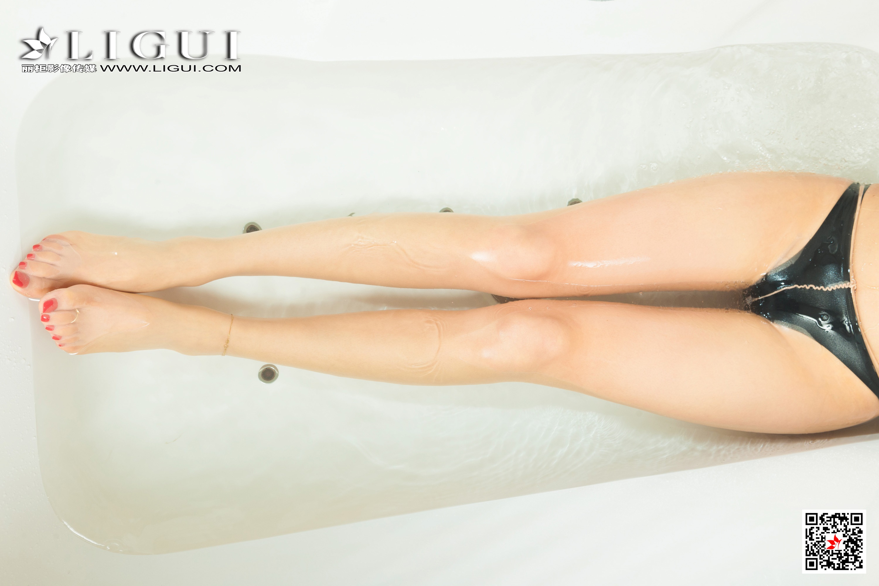 pretty lady dirty feet 181