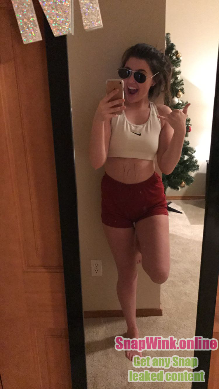 Fit dark haired college baddie selfies