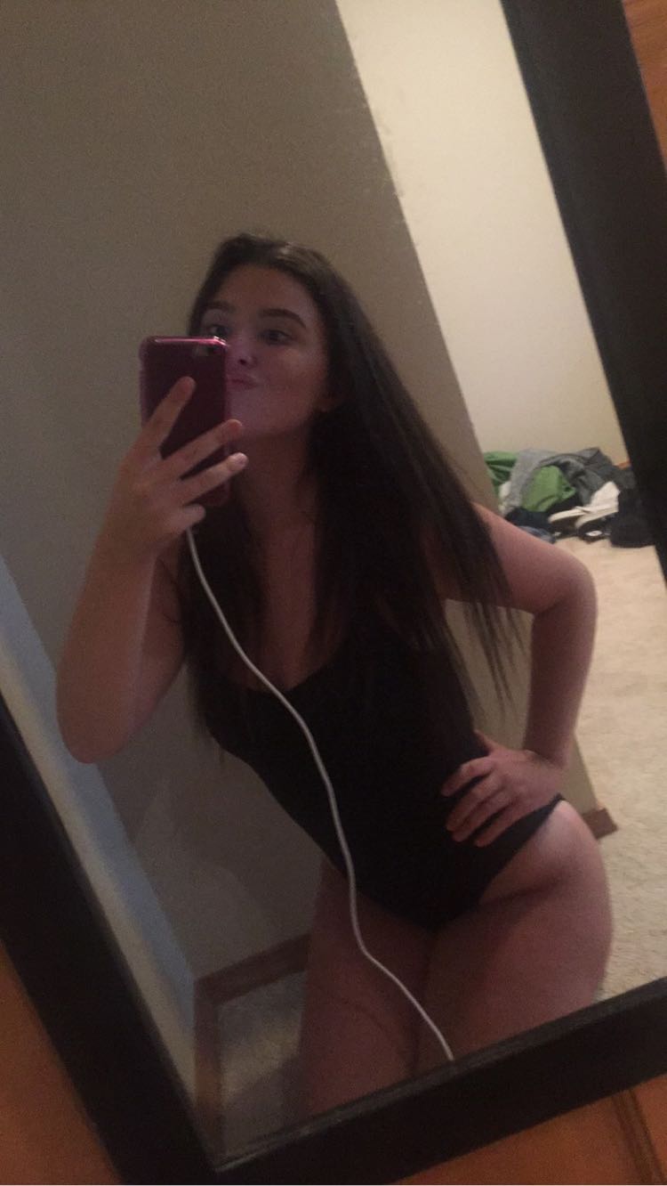 Fit dark haired college baddie selfies