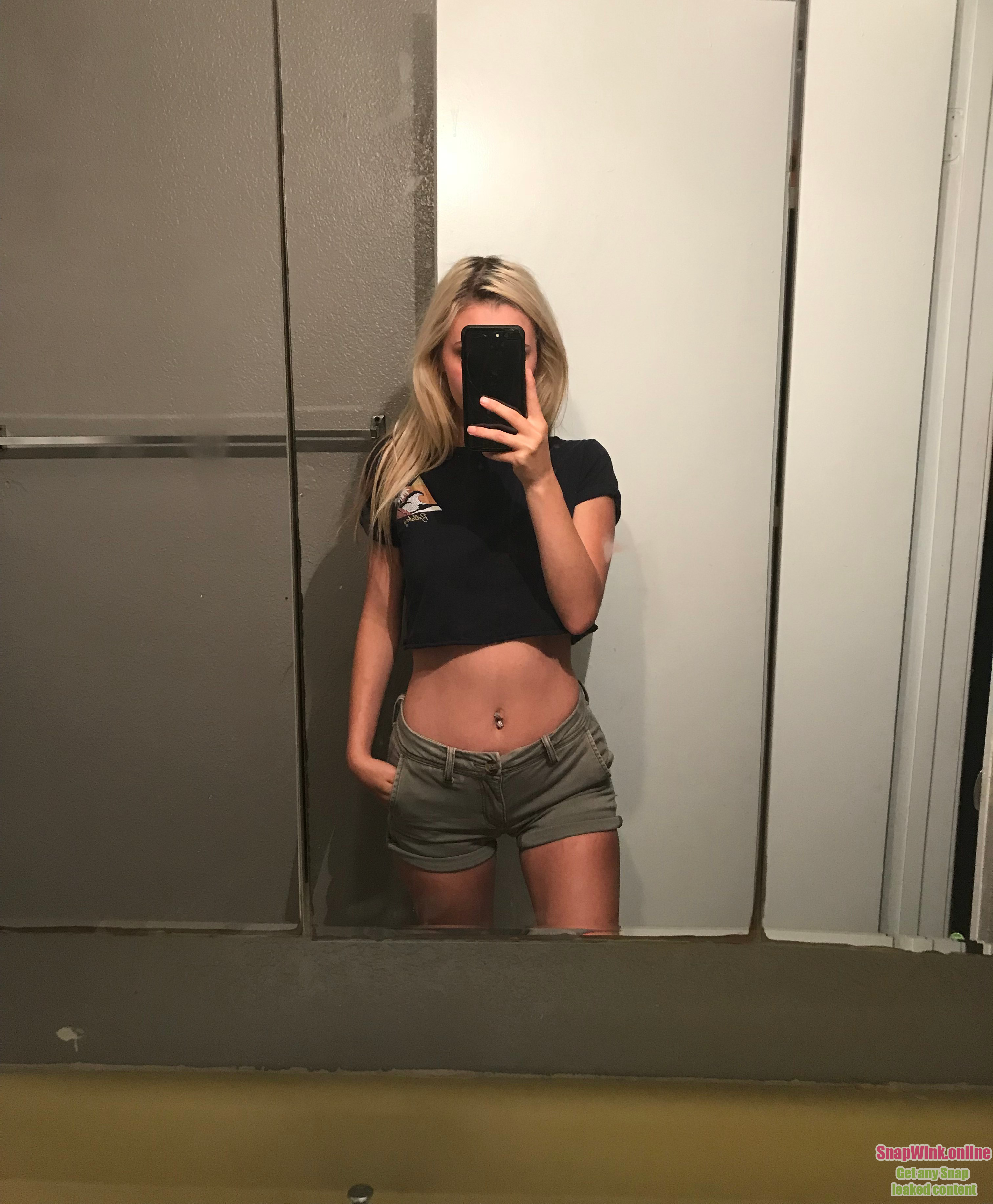 Stunning Blonde teen snap leaks