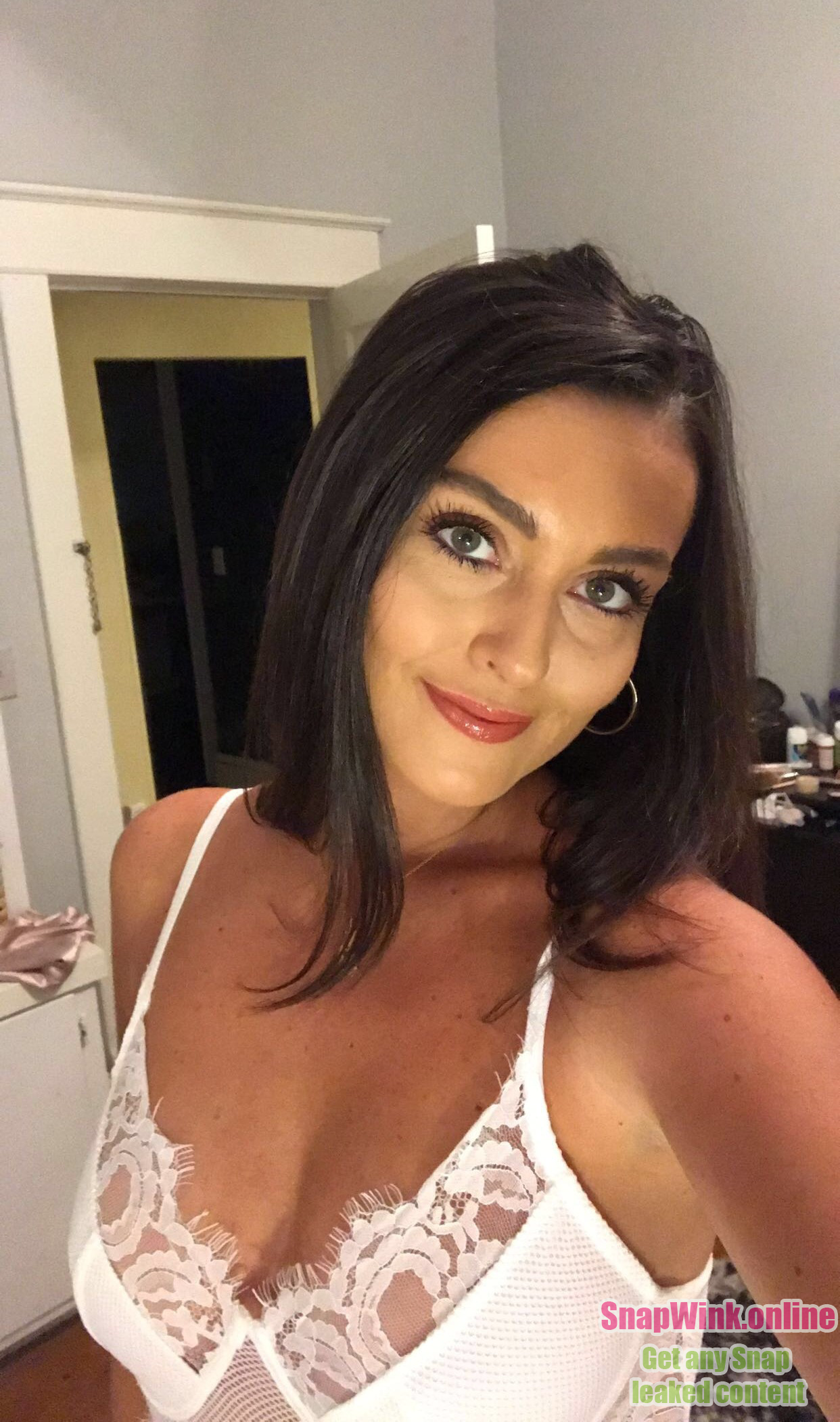 Absolutely stunning college babe with perfect body