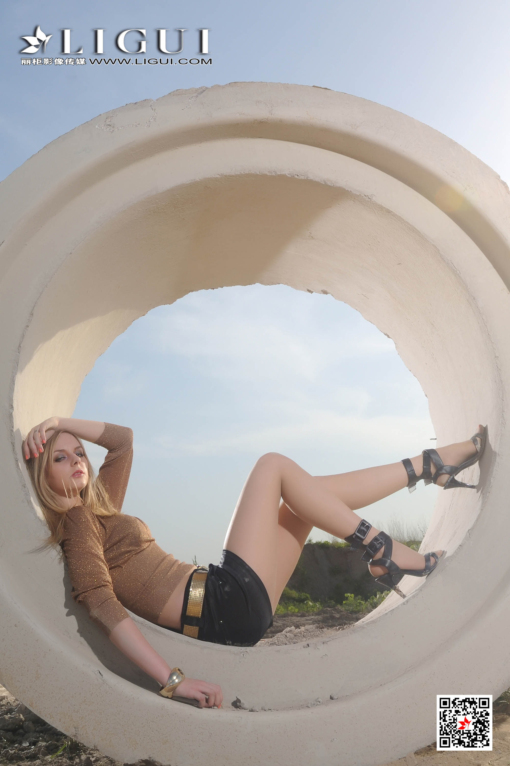 pretty lady dirty feet 182