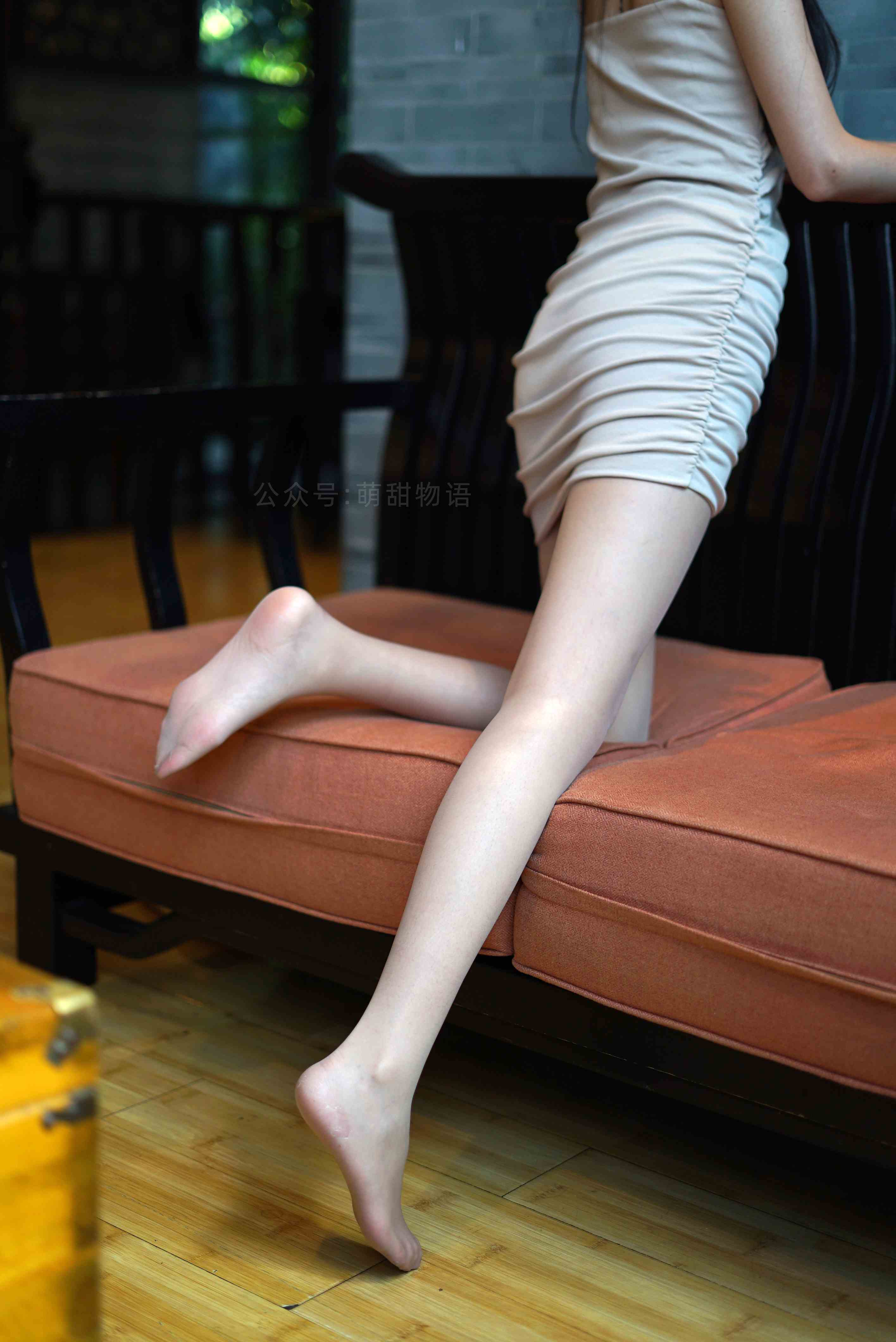 China Beauty Legs and feet 1680