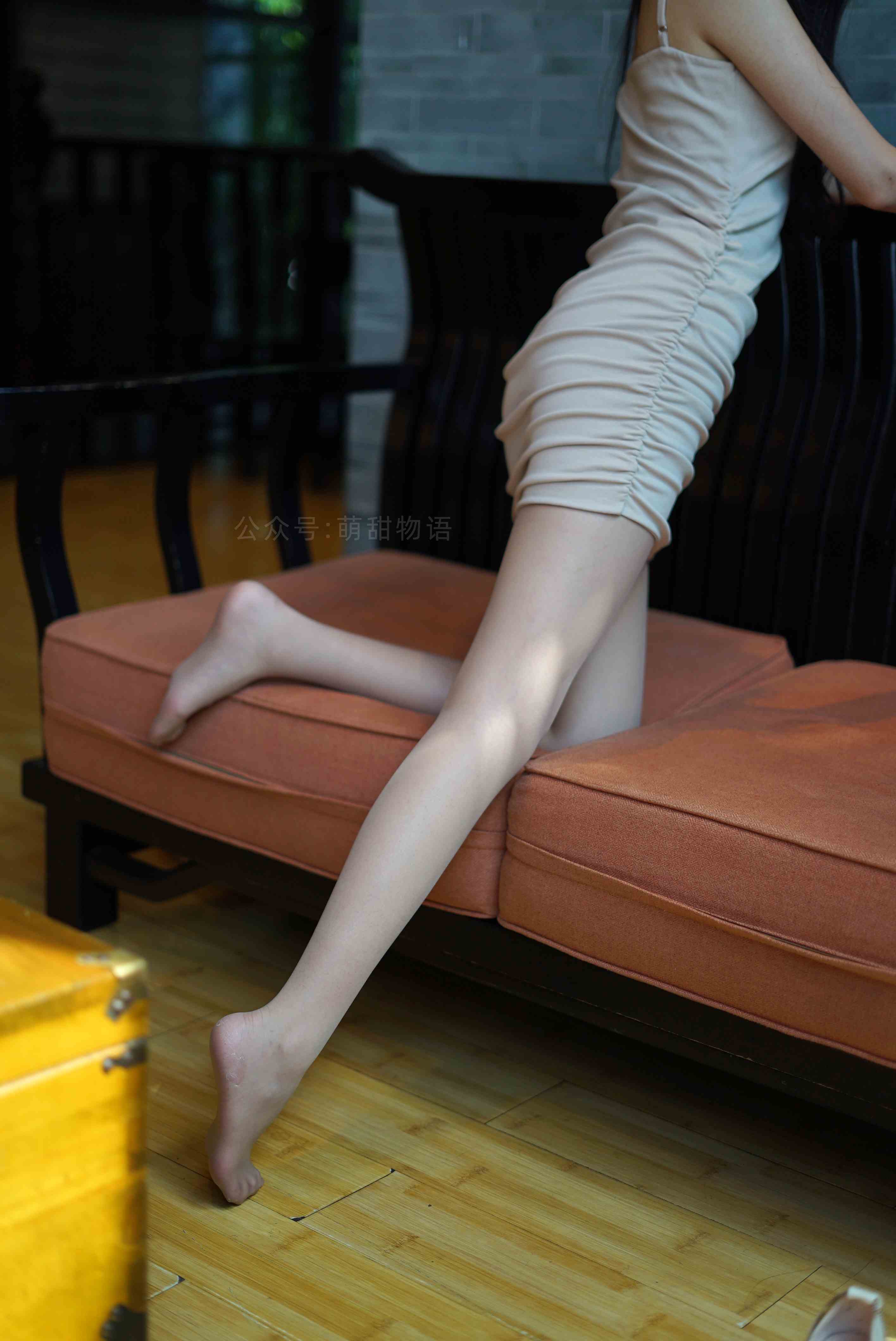 China Beauty Legs and feet 1680