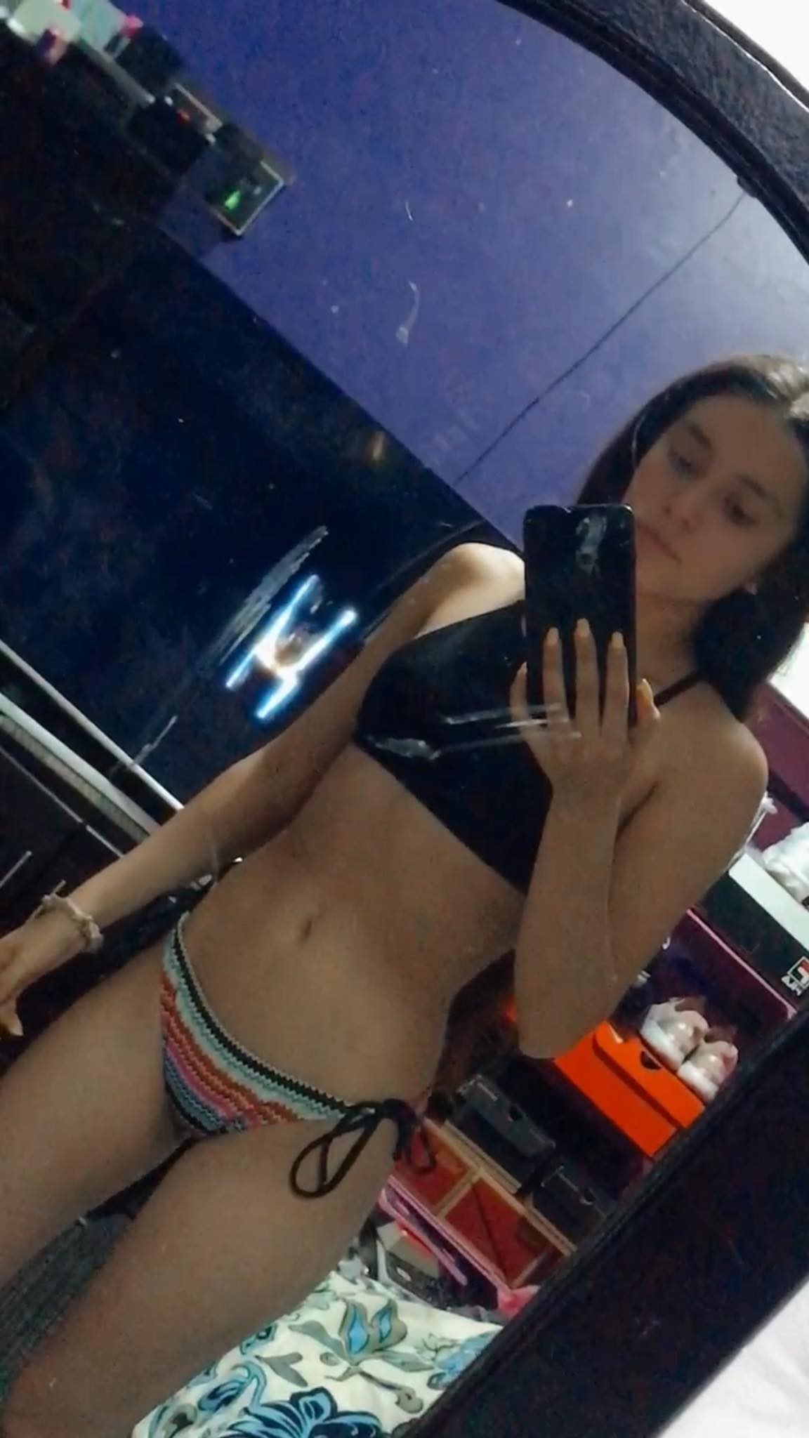 Karlita para romperle el culo