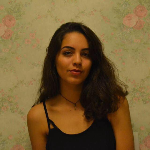 Mirella putinha safada – pack de tributos e gozadas vazado