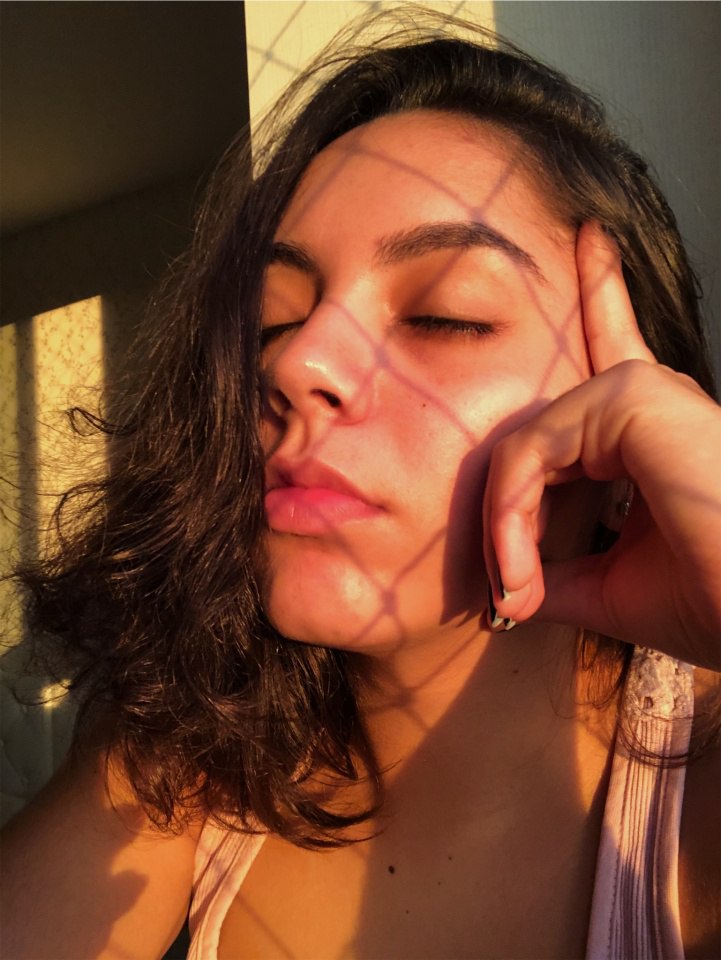 Mirella putinha safada – pack de tributos e gozadas vazado