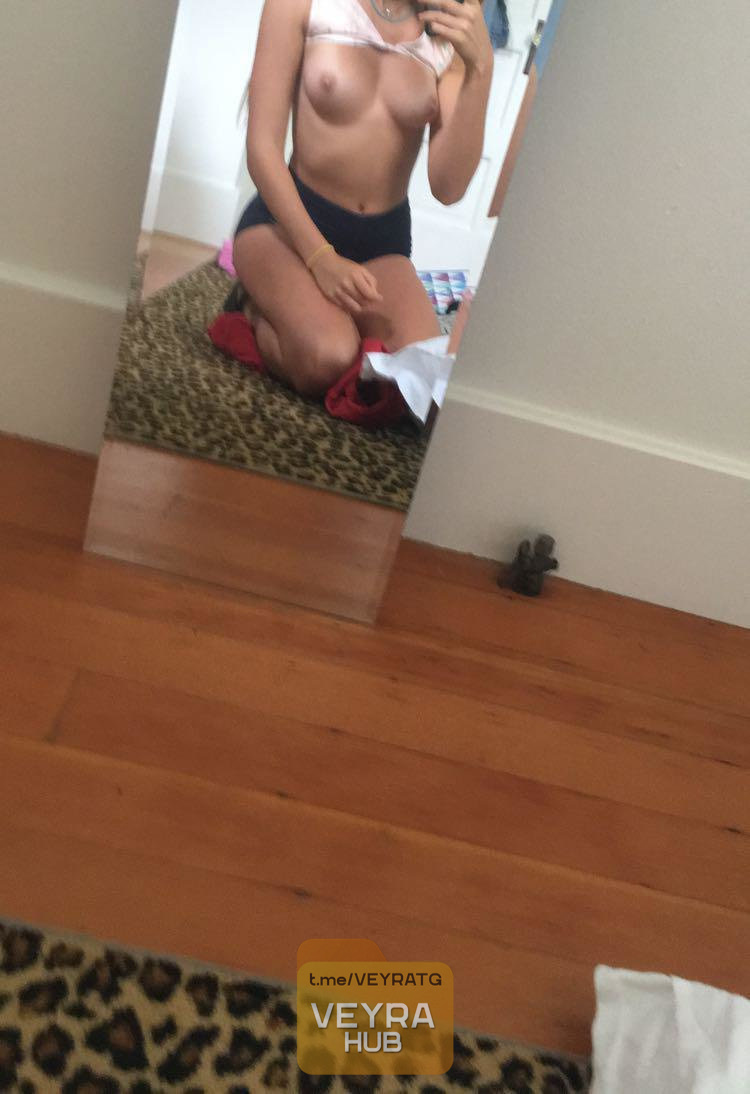 Hot lady Vaughn Dore