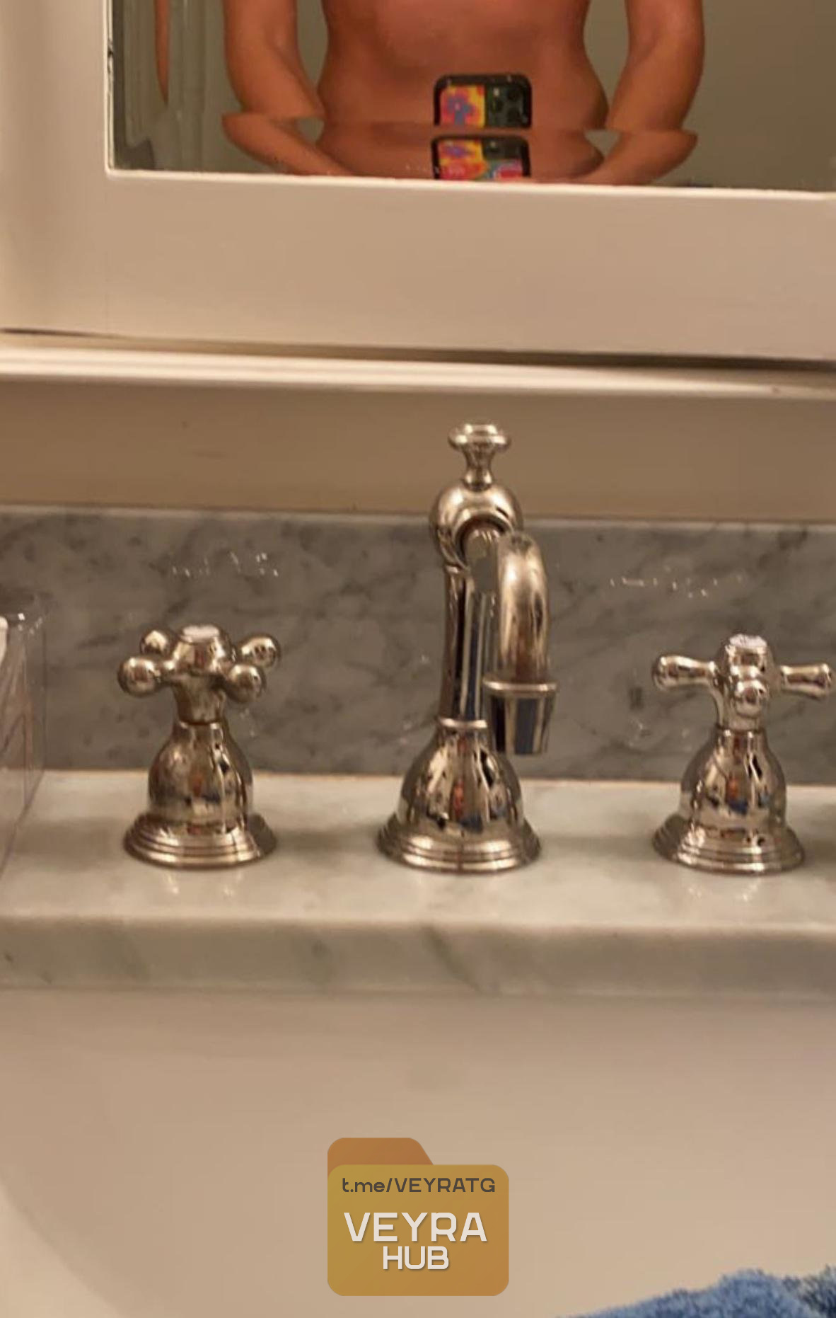 Hot lady Vaughn Dore