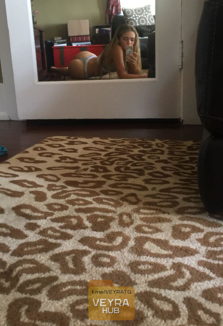 Hot lady Vaughn Dore