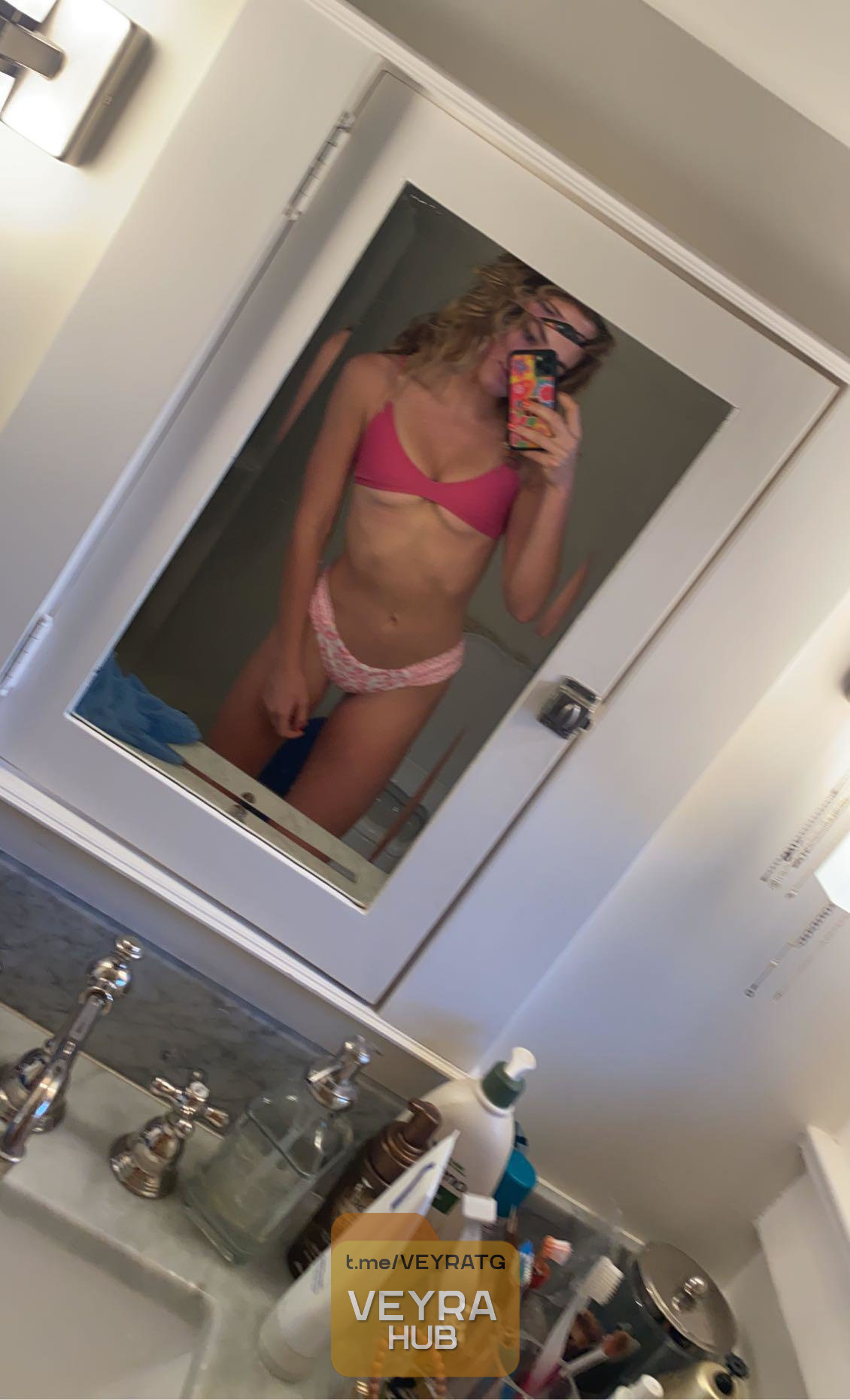 Hot lady Vaughn Dore