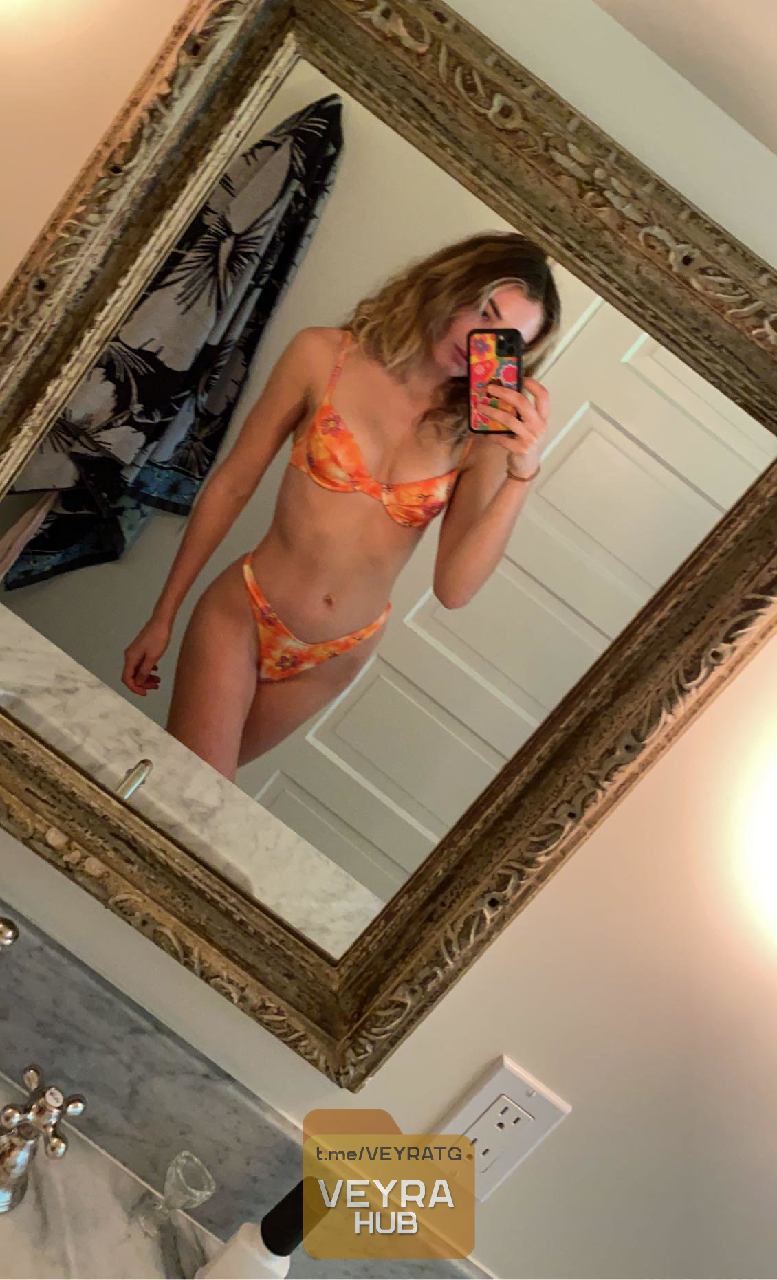 Hot lady Vaughn Dore