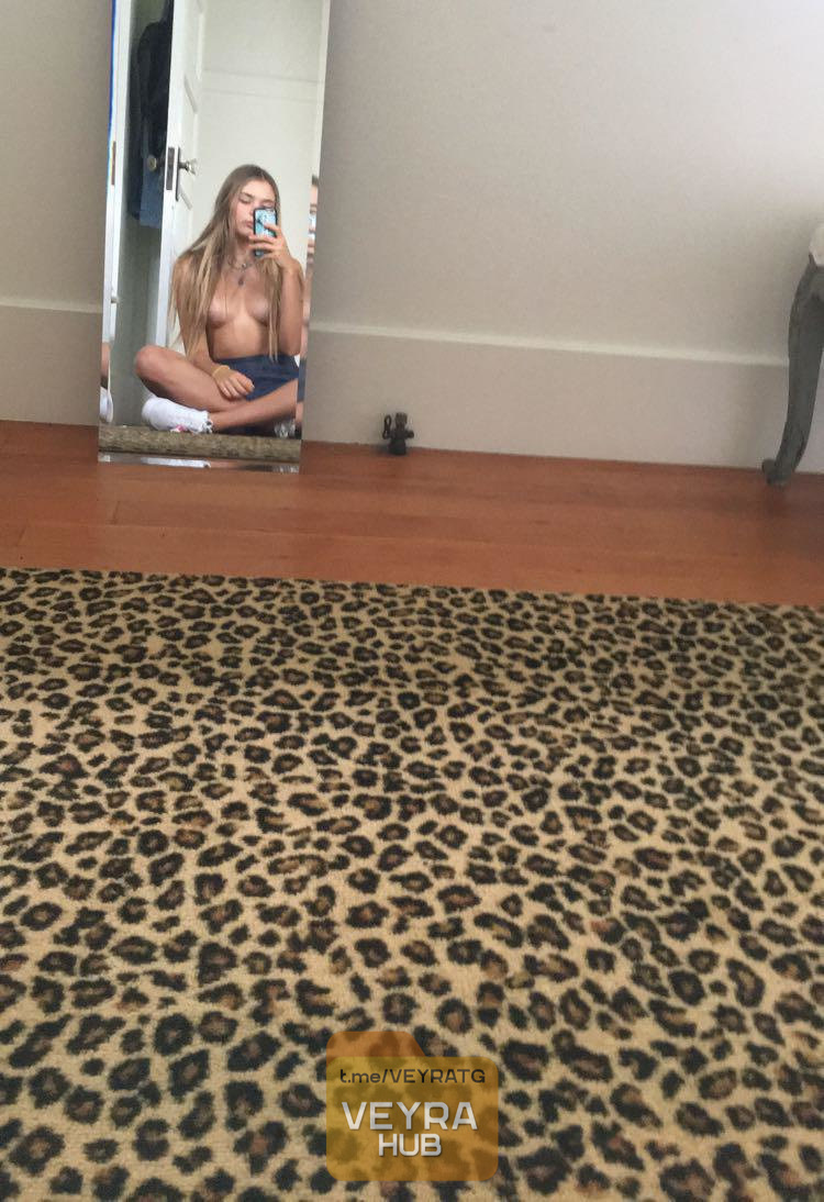 Hot lady Vaughn Dore