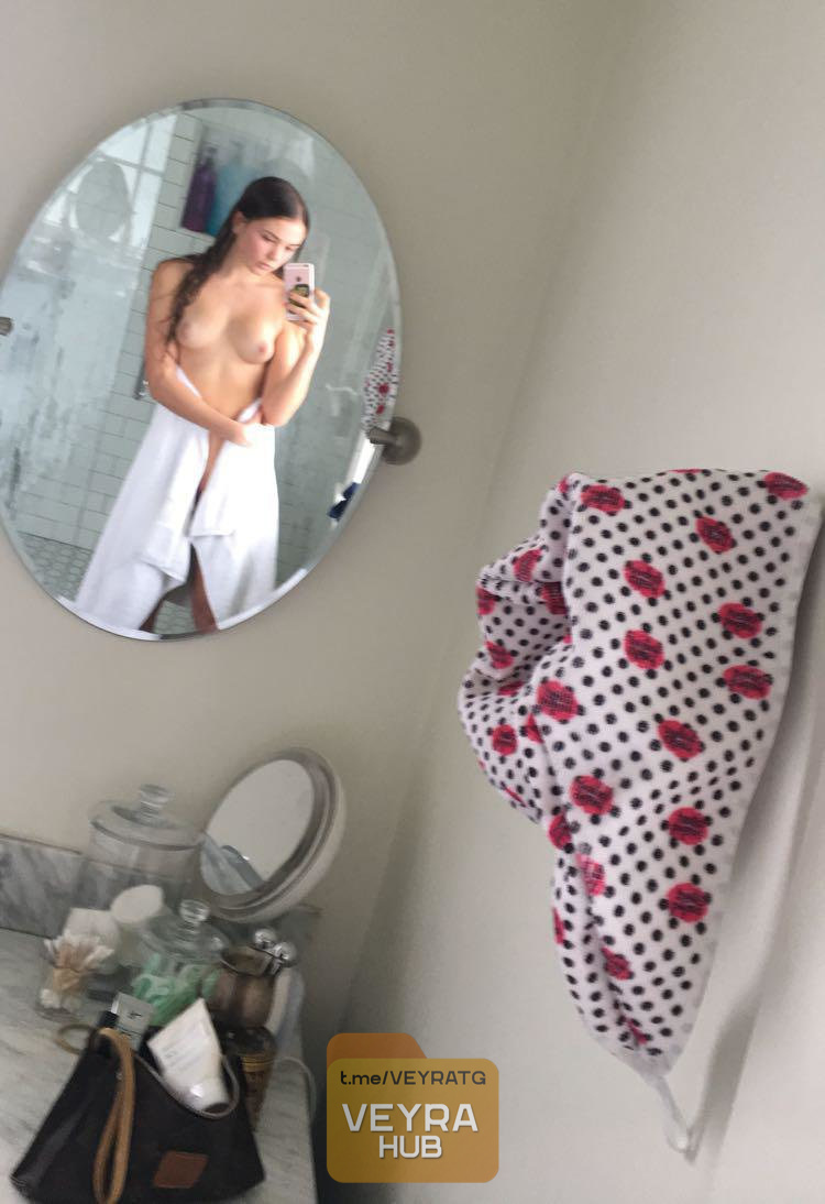 Hot lady Vaughn Dore