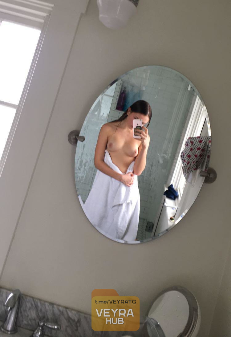 Hot lady Vaughn Dore