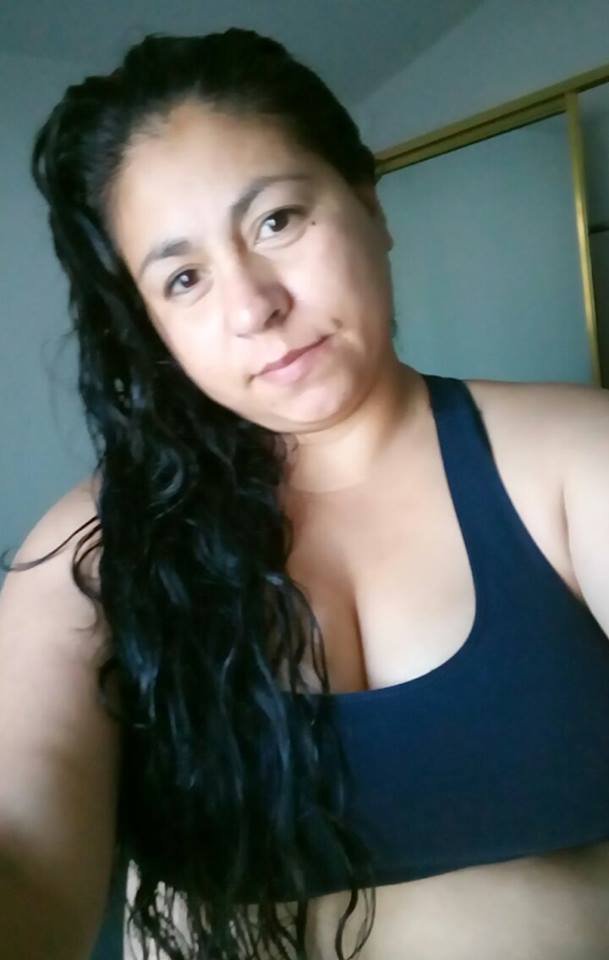 Claudia puteando bien rico por mensaje