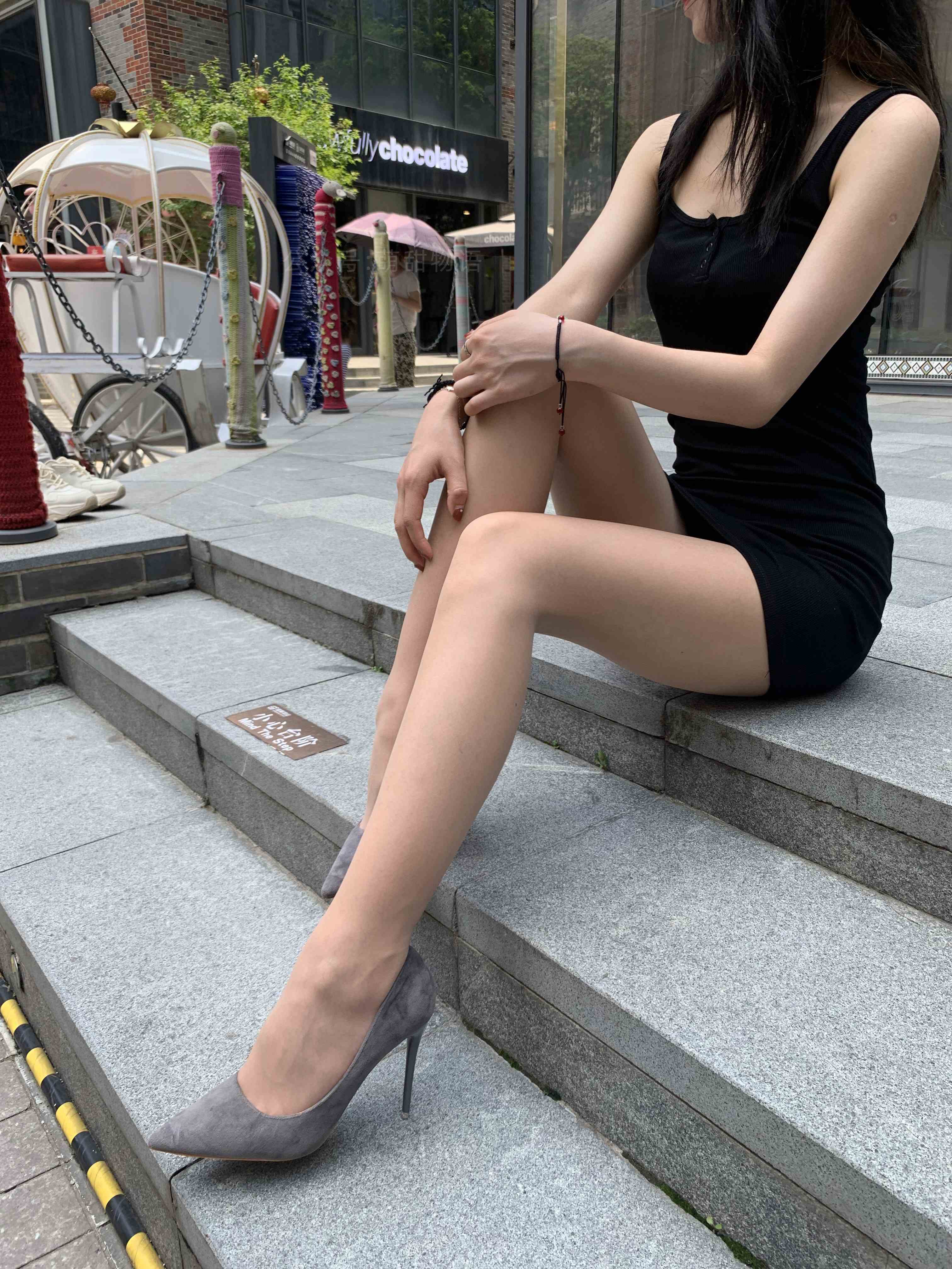 China Beauty Legs and feet 1687