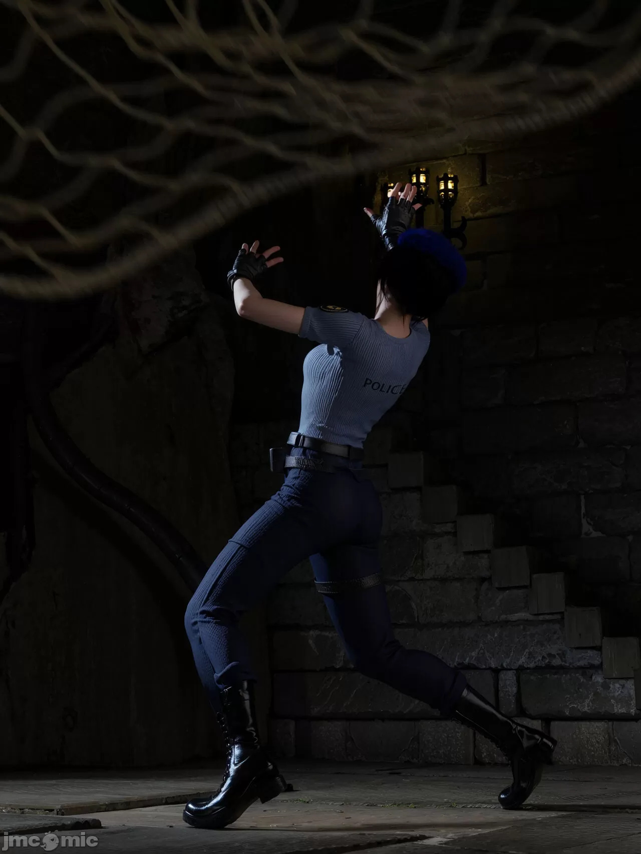 Gang 's Revenge Against Policewoman（Preview）