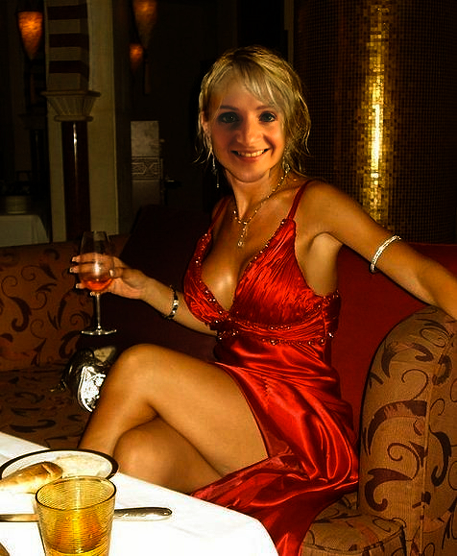 WORLD WIDE RECOGNITION  FOR WHITE WEB SLUTS