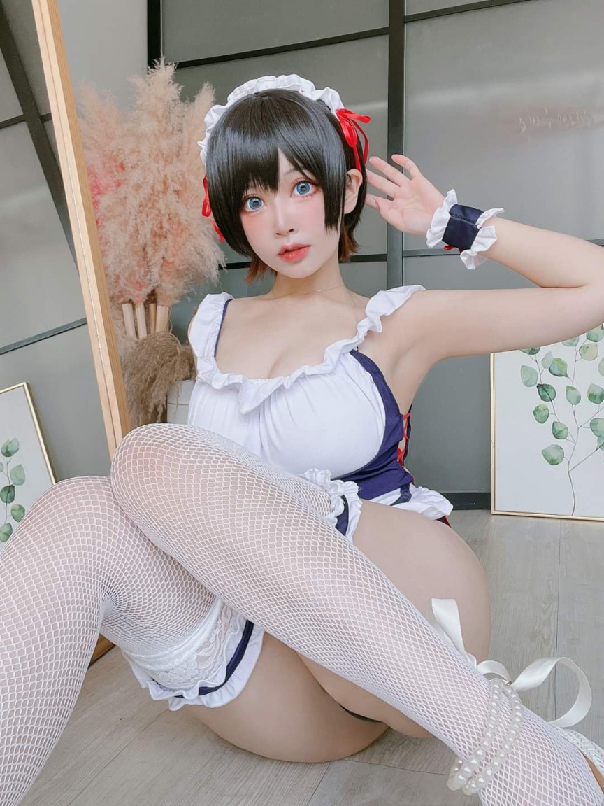 Chicks Spreading It 52