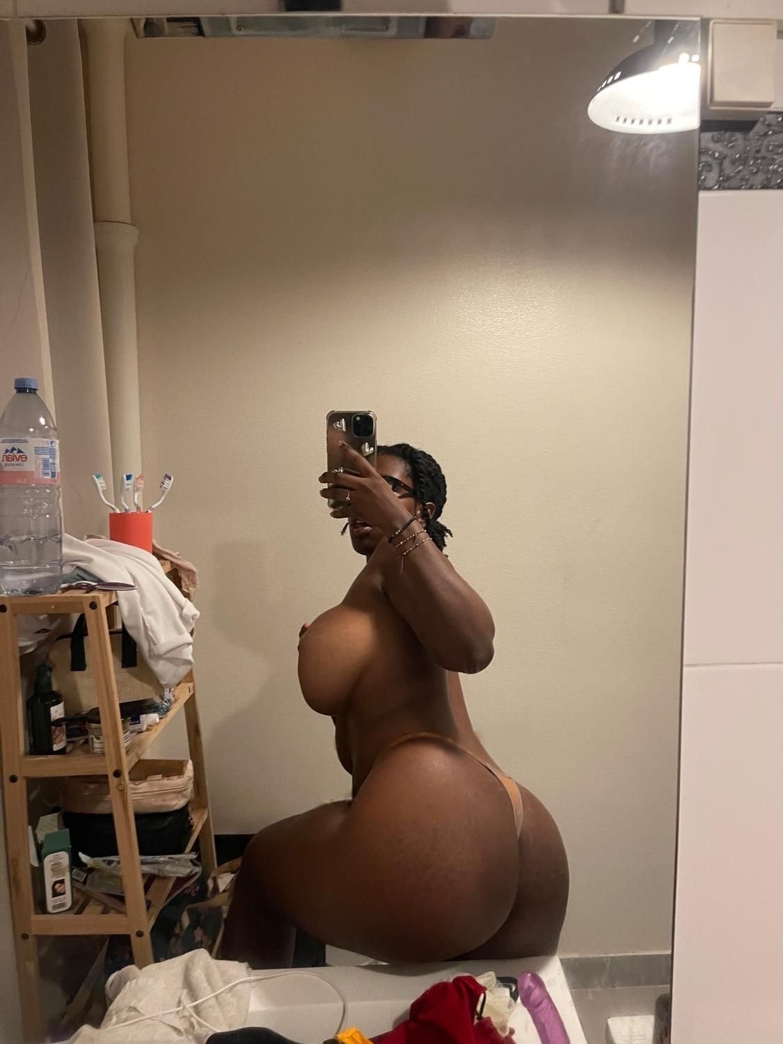 Thick French Ebony Whore
