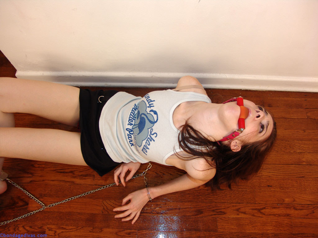 Slave Divas 467