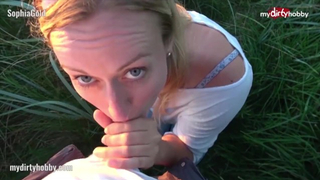 MyDirtyHobby - Blonde Babe Sucks Cock at the Beach and tries not to get Caught