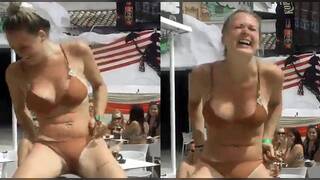 She lost her bottoms on a rodeo machine 😅