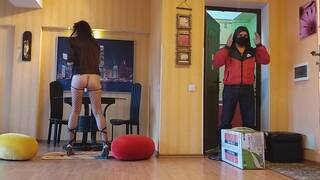 FUN & Enjoy from EXHIBITIONISM Exposure during last Amazon Delivery #surprise for Delivery Guy