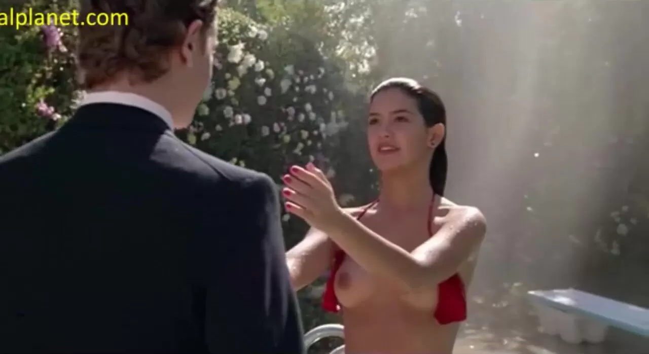 Phoebe Cates Nude Boobs in Times at Ridgemont High Movie - Shooshtime