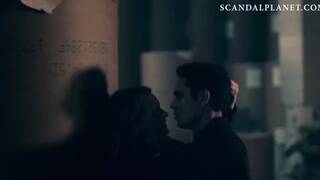 Elisabeth Moss Sex Scene from 'the Handmaid's Tale' on ScandalPlanetCom