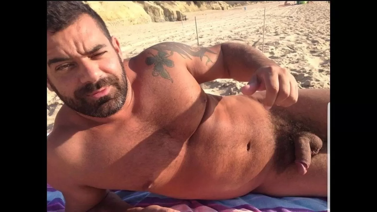 Naked hairy guys videos (99) фото