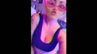 Playing "if you Show me Yours..." with a Friend on Snapchat! Daisee Stone Shows off her Body