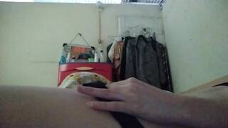 En Mi Cuarto Haciendo Cosas