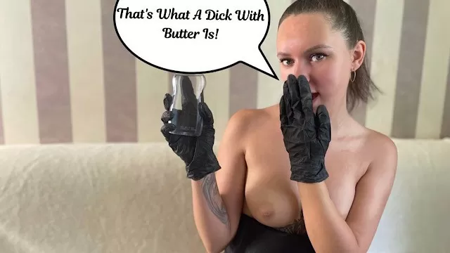 Девица в резиновых перчатках занимается сексом порно фото