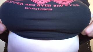 Boob drop between rounds of Among Us